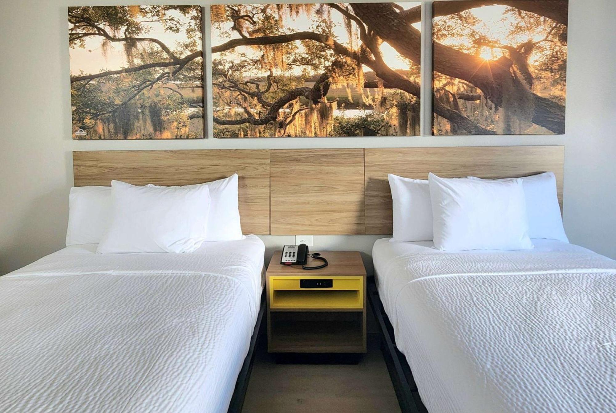Days Inn By Wyndham Lafayette Scott Εξωτερικό φωτογραφία